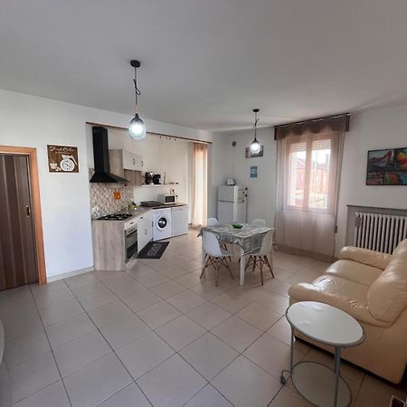 Good House- Ampio Appartamento Vicino Al Mare Ріміні Екстер'єр фото