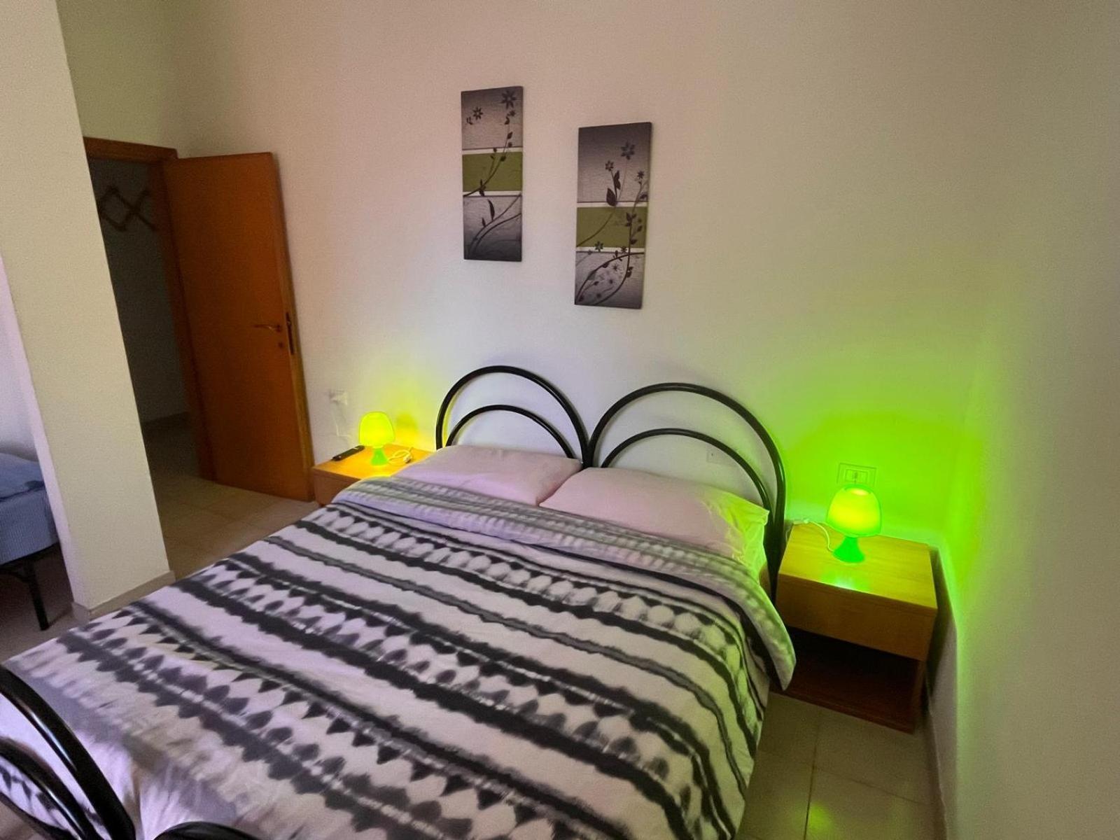 Good House- Ampio Appartamento Vicino Al Mare Ріміні Екстер'єр фото